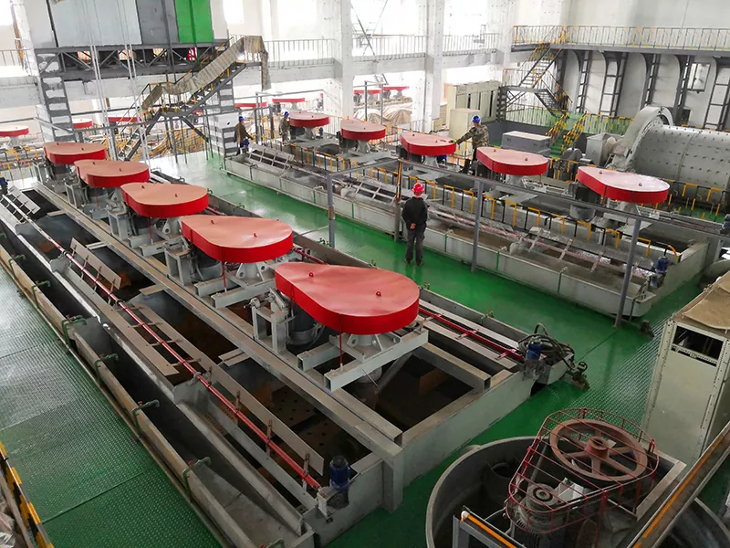 Samonasávací mechanické flotační články pro hrubé granule